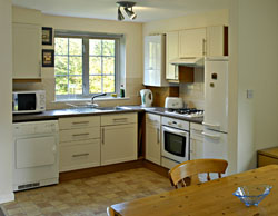kitchen57_carlos_web.jpg