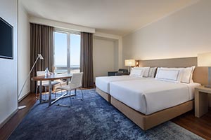 Melia Lisboa Oriente Twin Room